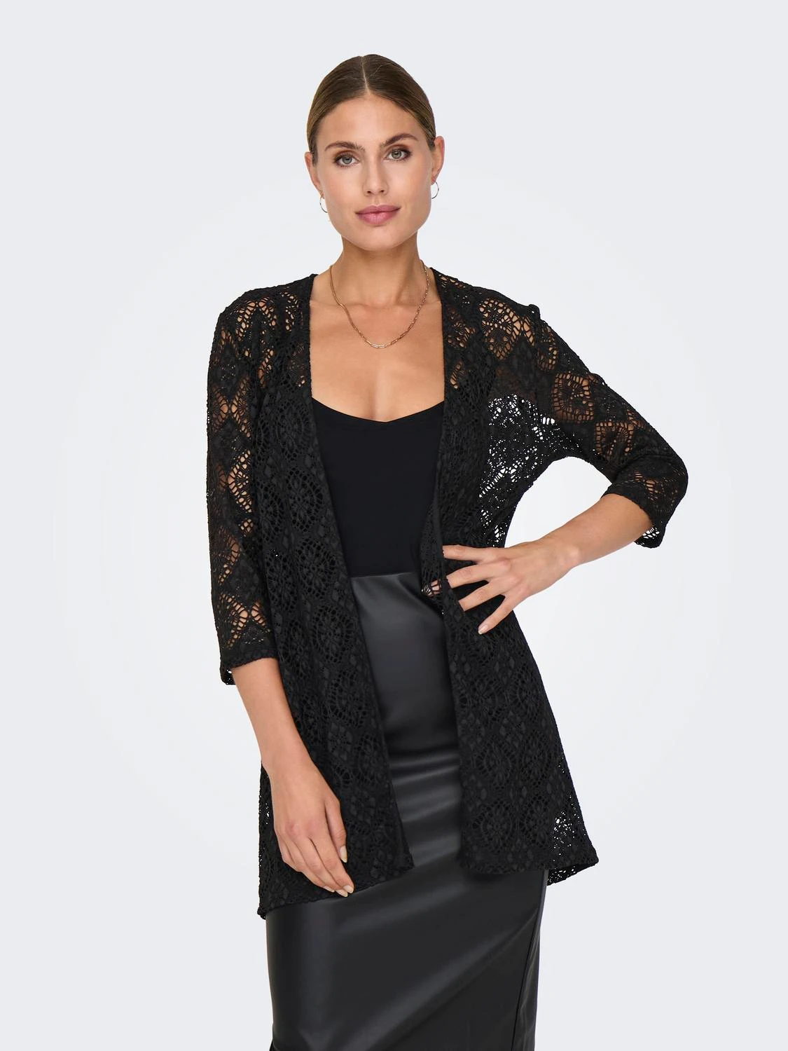 long gilet crochet noir