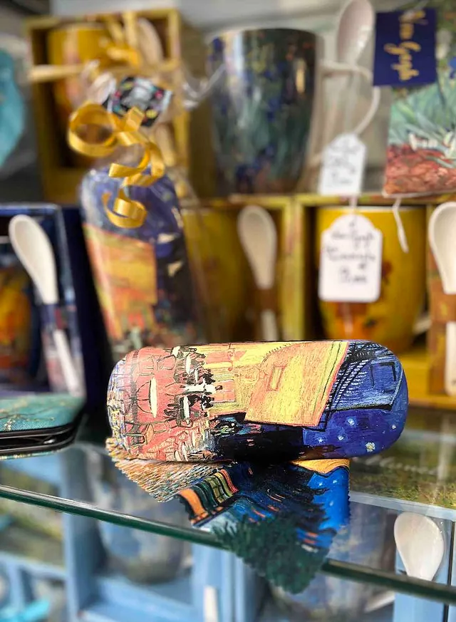 Boîte à lunettes Van Gogh 9,95€